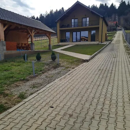 Vila Lac *
